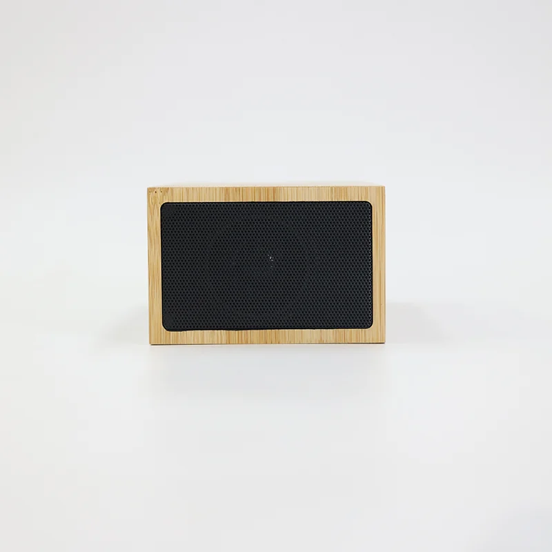 Y101 Bamboo Wireless Charging Speaker Clock product view 3